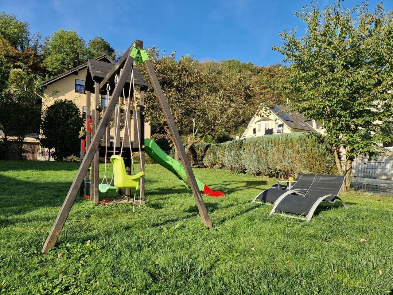 Апартаменти Weingut Im Moselkrampen Елленц-Польтерсдорф Екстер'єр фото